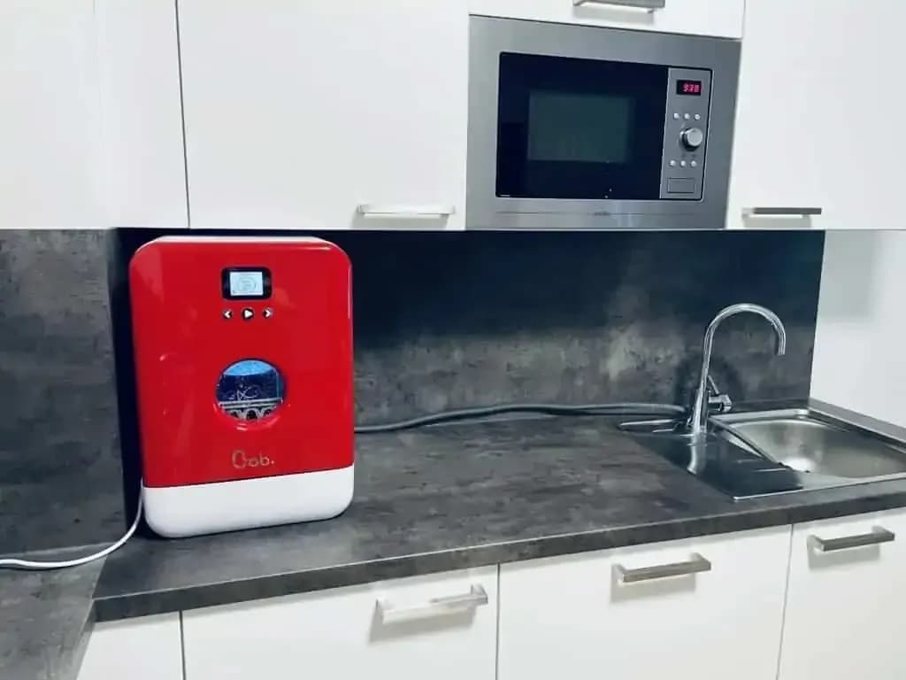 Recenzie Bob, mini-mașina de spălat vase