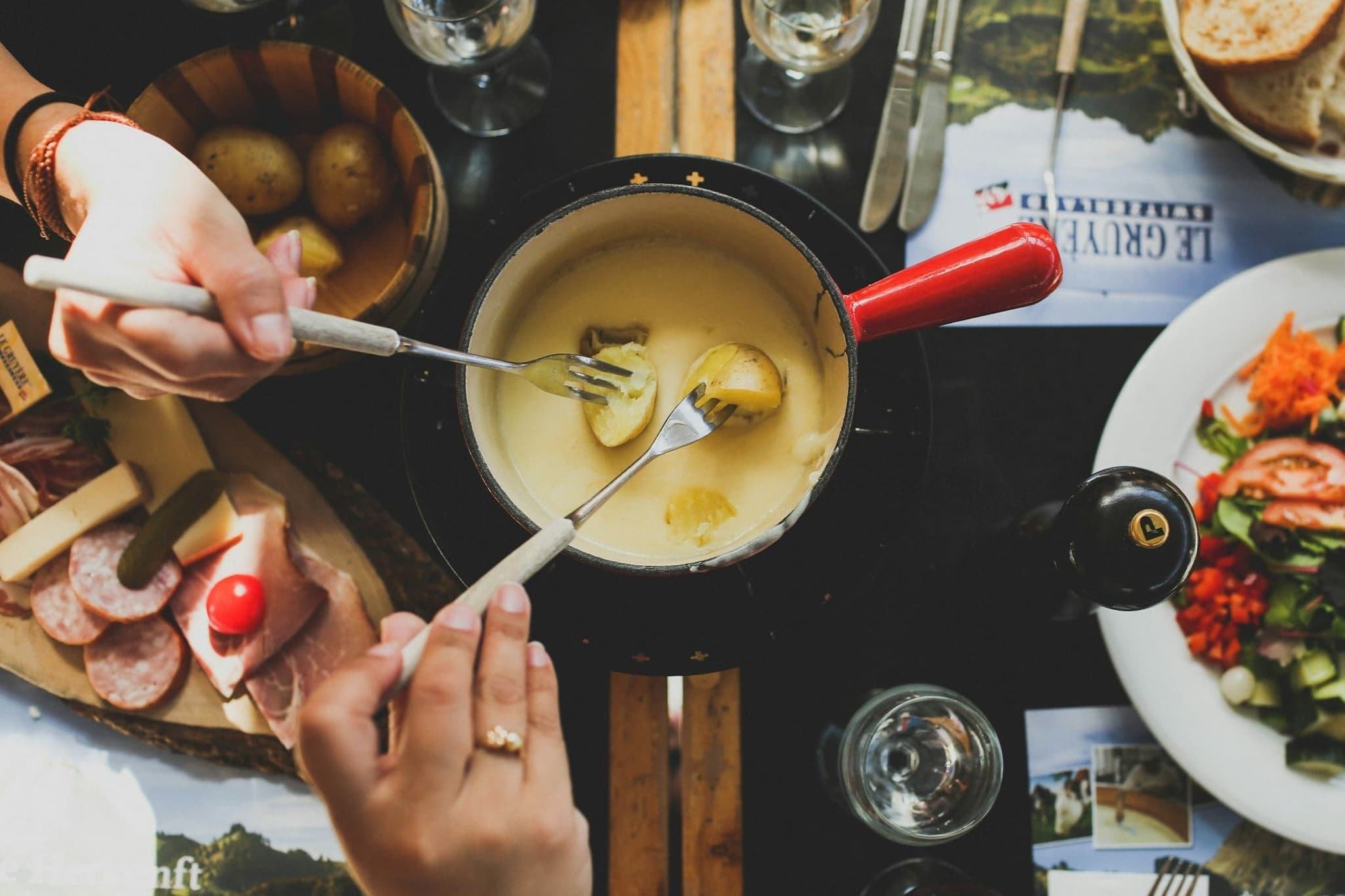 set fondue cum alegi