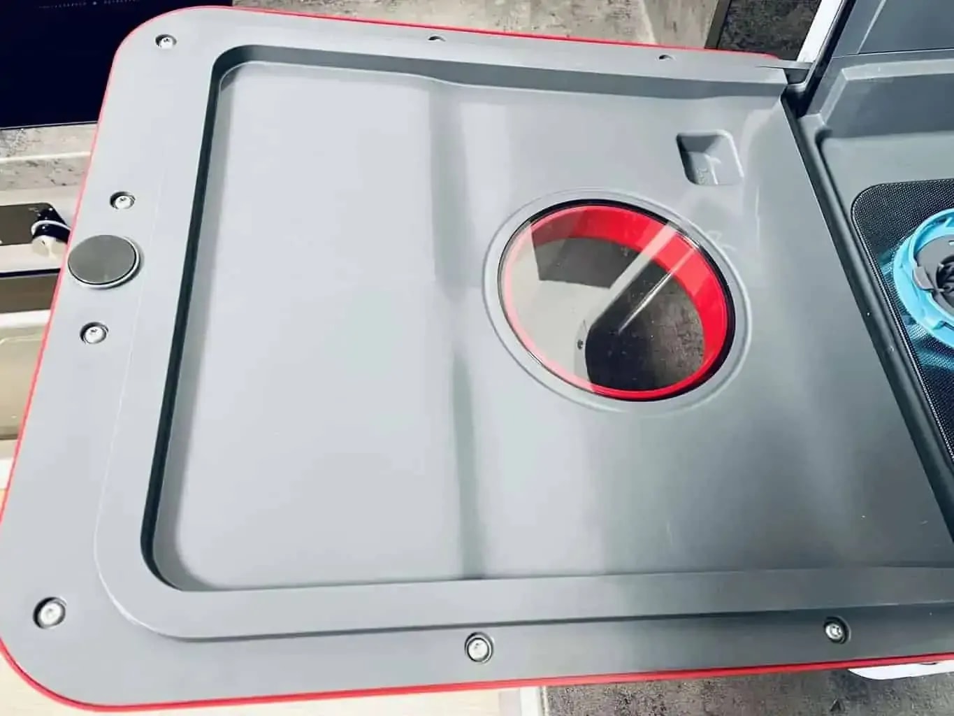 Recenzie Bob, mini-mașina de spălat vase