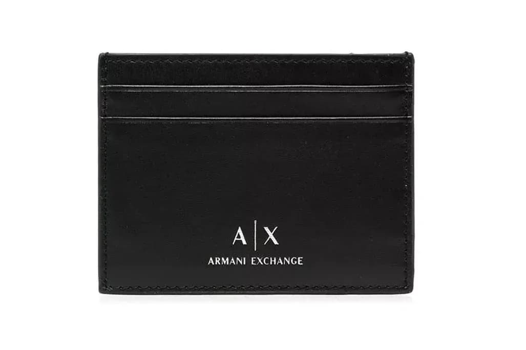 Set cadou elegant pentru bărbații care apreciază accesoriile de brand