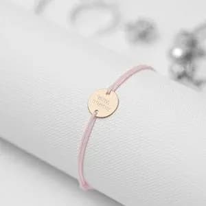 Cadouri personalizate 50 ani femei – brățară unică pentru o vârstă specială!