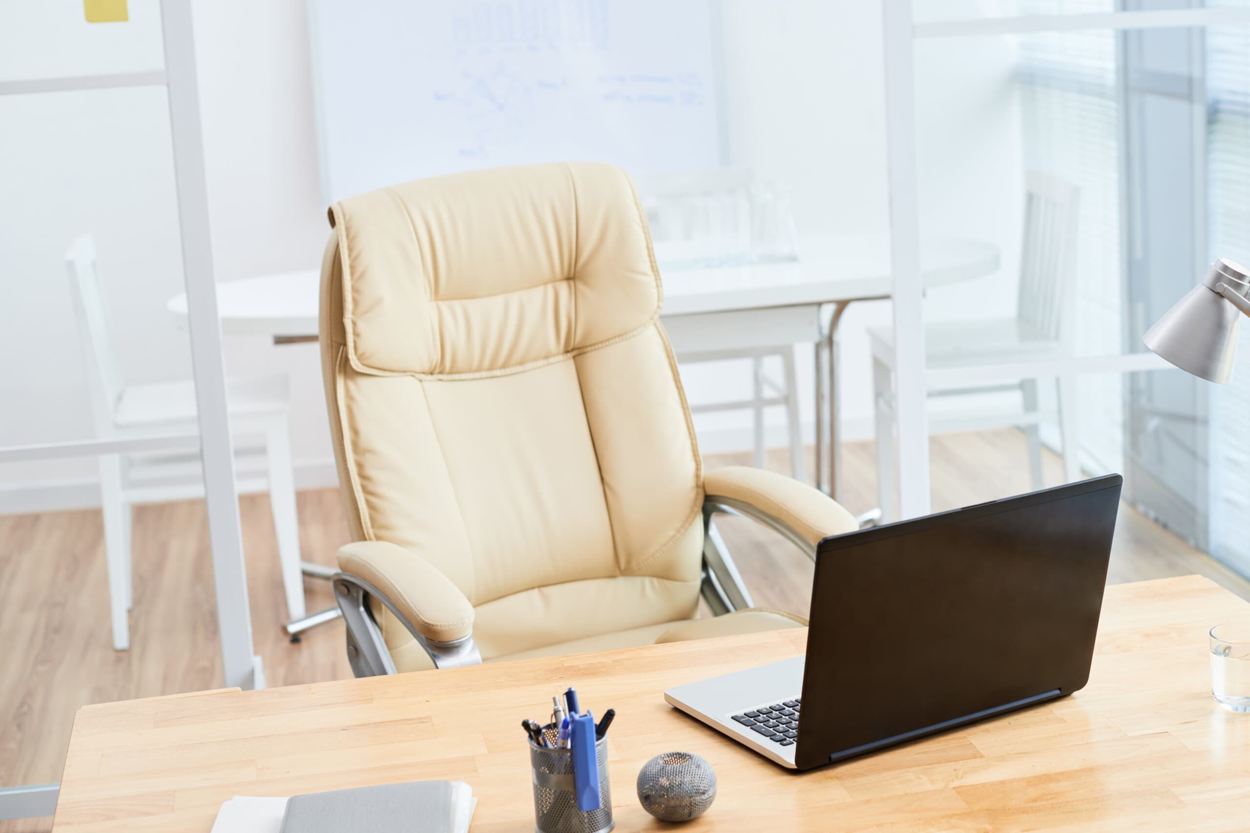 Cele mai bune scaune de birou în 2023