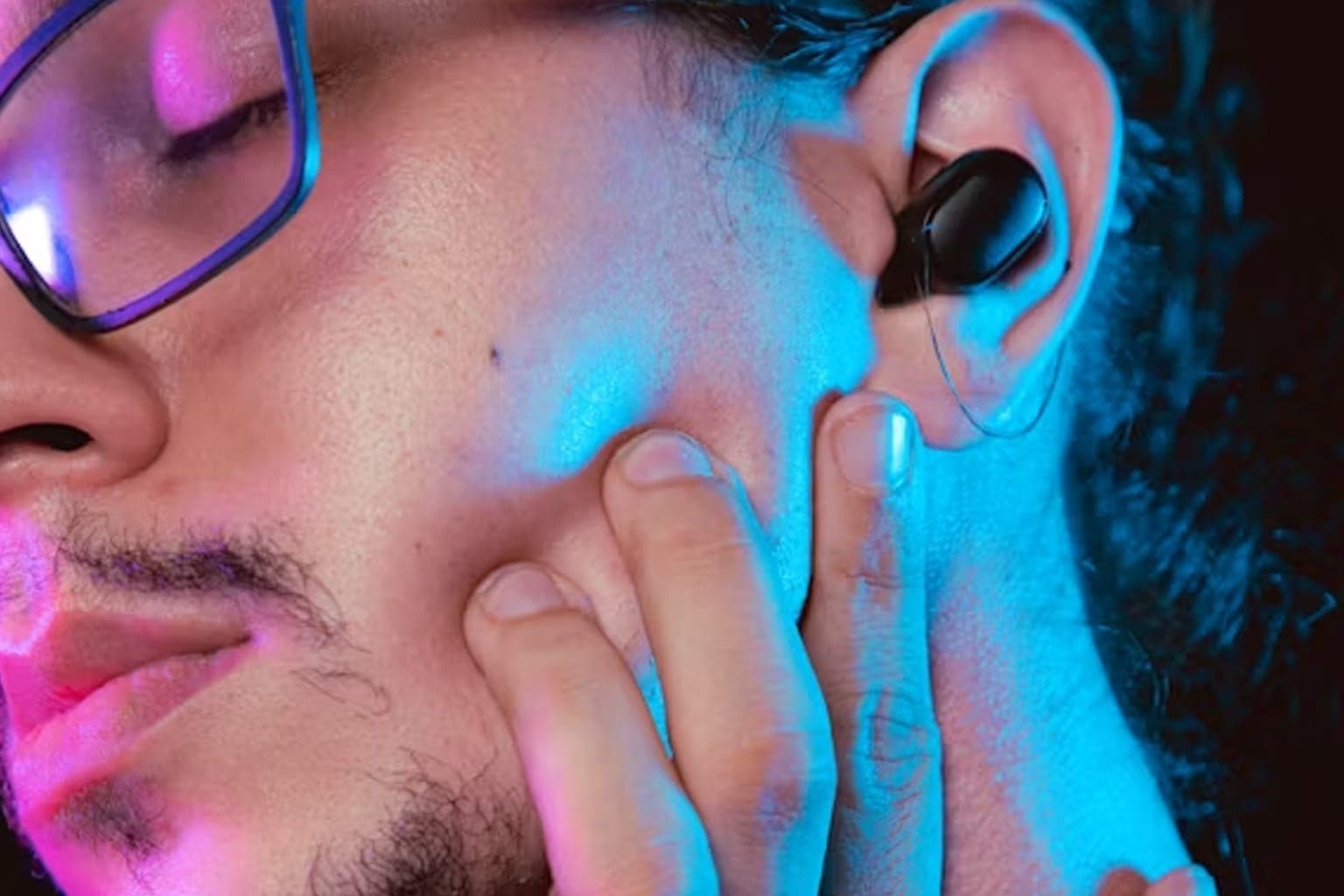 Cum-sa-alegi-cele-mai-bune-casti-wireless.jpg