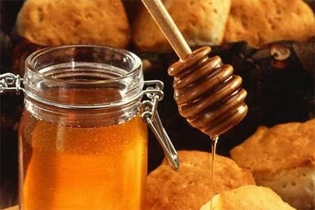 Delicii dulci din miere naturală de Manuka pentru un Secret Santa de neuitat