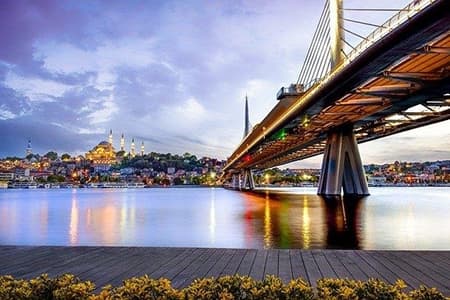 Destinatie-turistica-la-alegere-–-cadoul-perfect-pentru-orice-femeie-la-30-de-ani.jpg