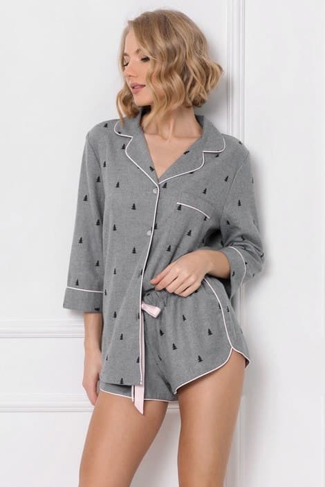 Pijamale pentru nopți pline de relaxare la 50 de ani