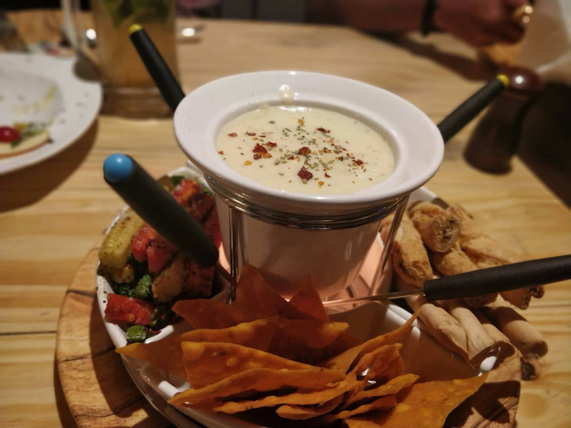 set fondue accesorii