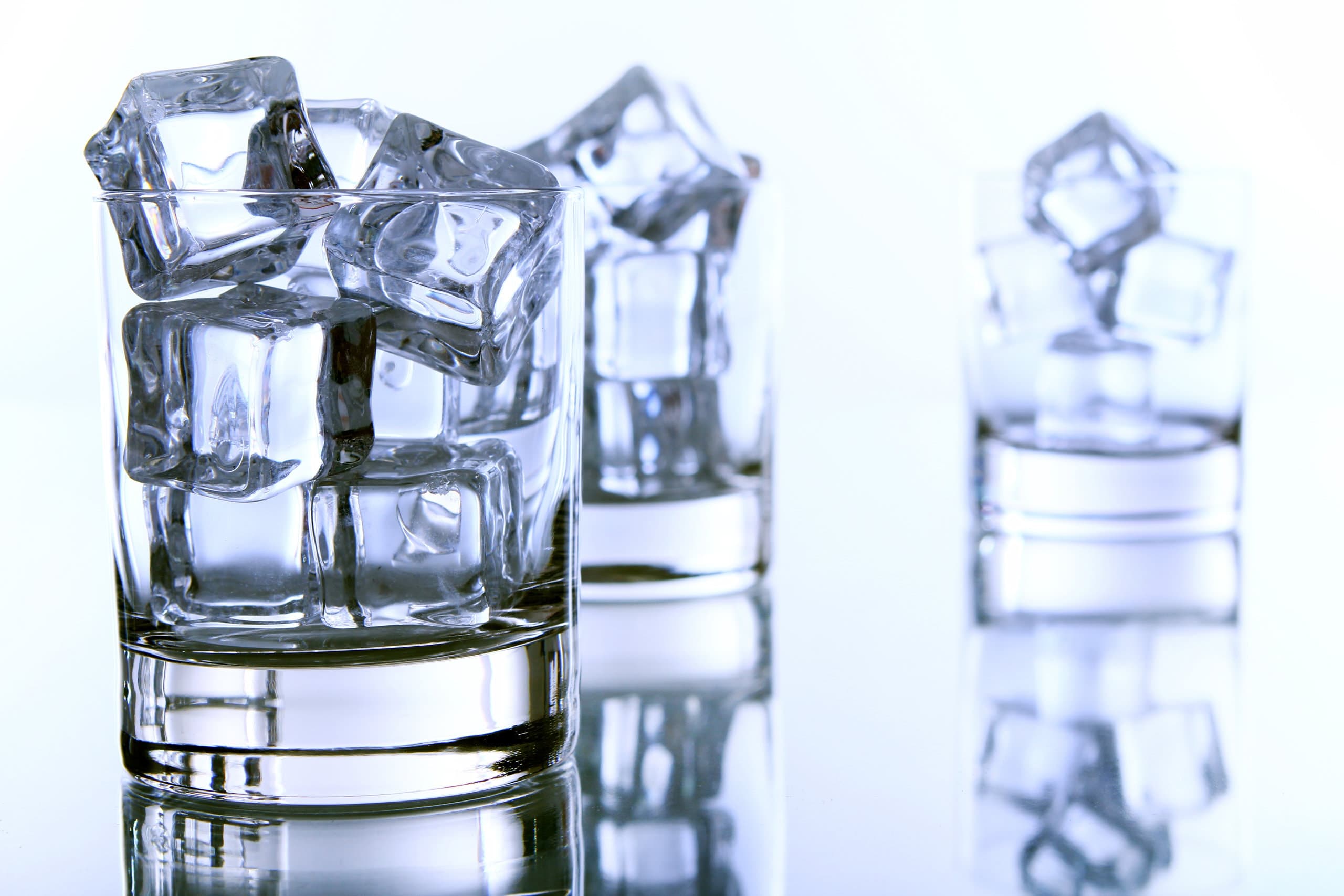 glass-filled-with-ice-cubes.jpg