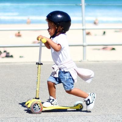 trotineta cadouri speciale pentru Crăciun