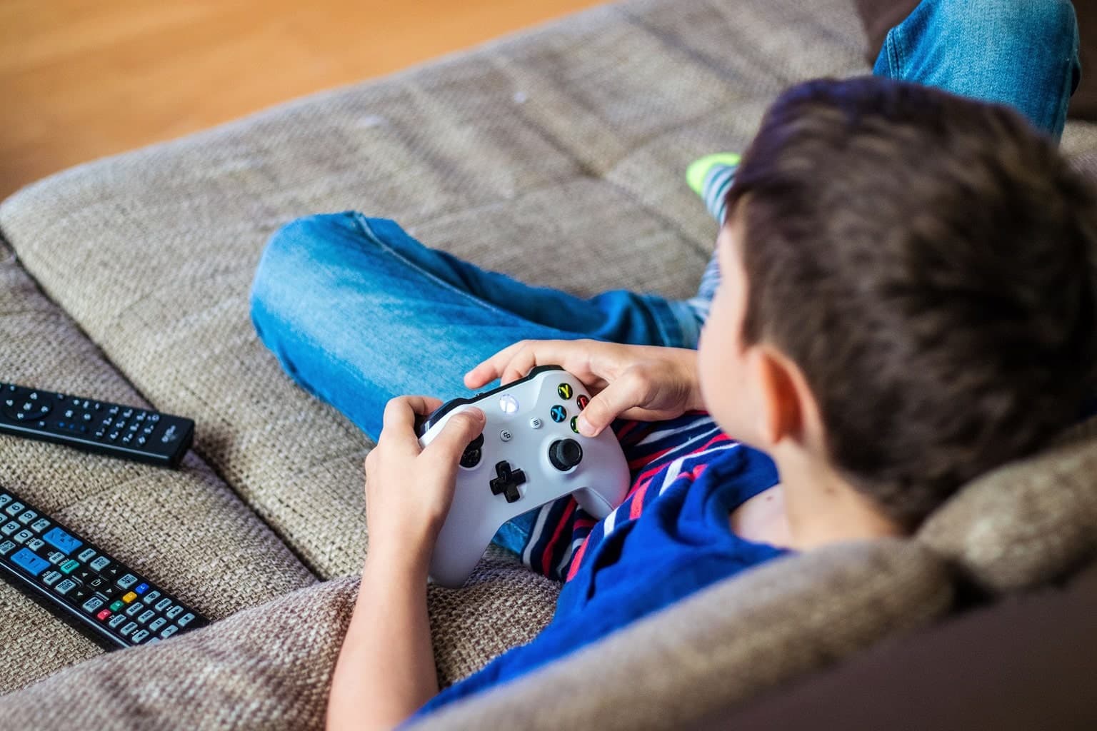 cadouri pt baieți consola xbox