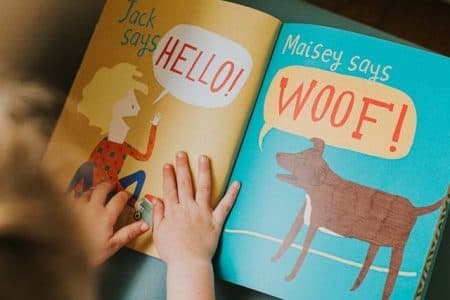 cadouri fete carte de copii