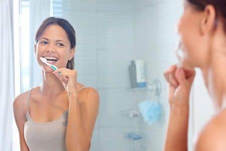 cadou iubita Craciun periuta de dinti electrica