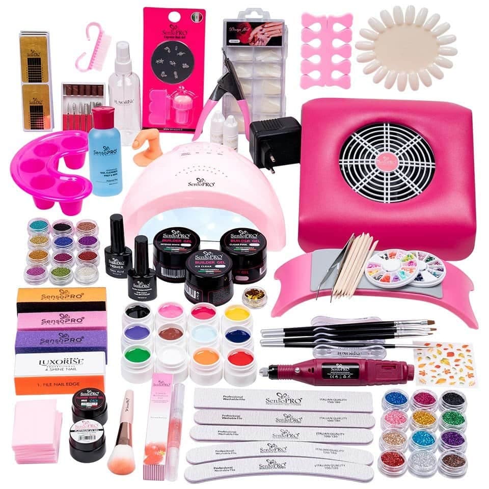 Kit de unghii pentru orice femeie căreia îi place să zâmbească cu subînțeles