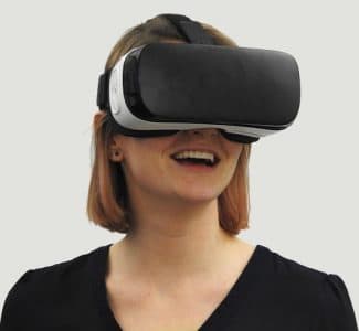 cadouri pentru părinți-Ochelari VR pentru părinții care iubesc gadget-urile și tehnologia