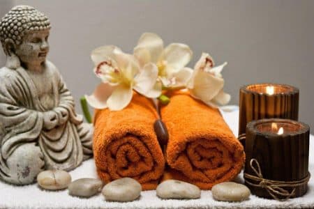 15 cadouri pentru soție de ziua ei, de 1, 8 Martie & Crăciun-Răsfăț la spa pentru o soție care apreciază relaxarea de calitate
